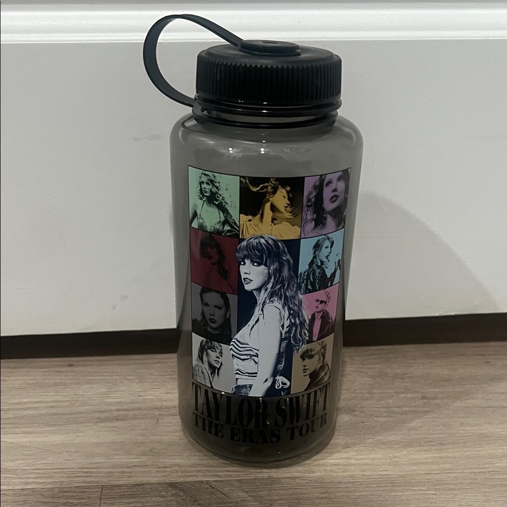 Taylor‎ Swift The Eras Tour Water Bottle - Black